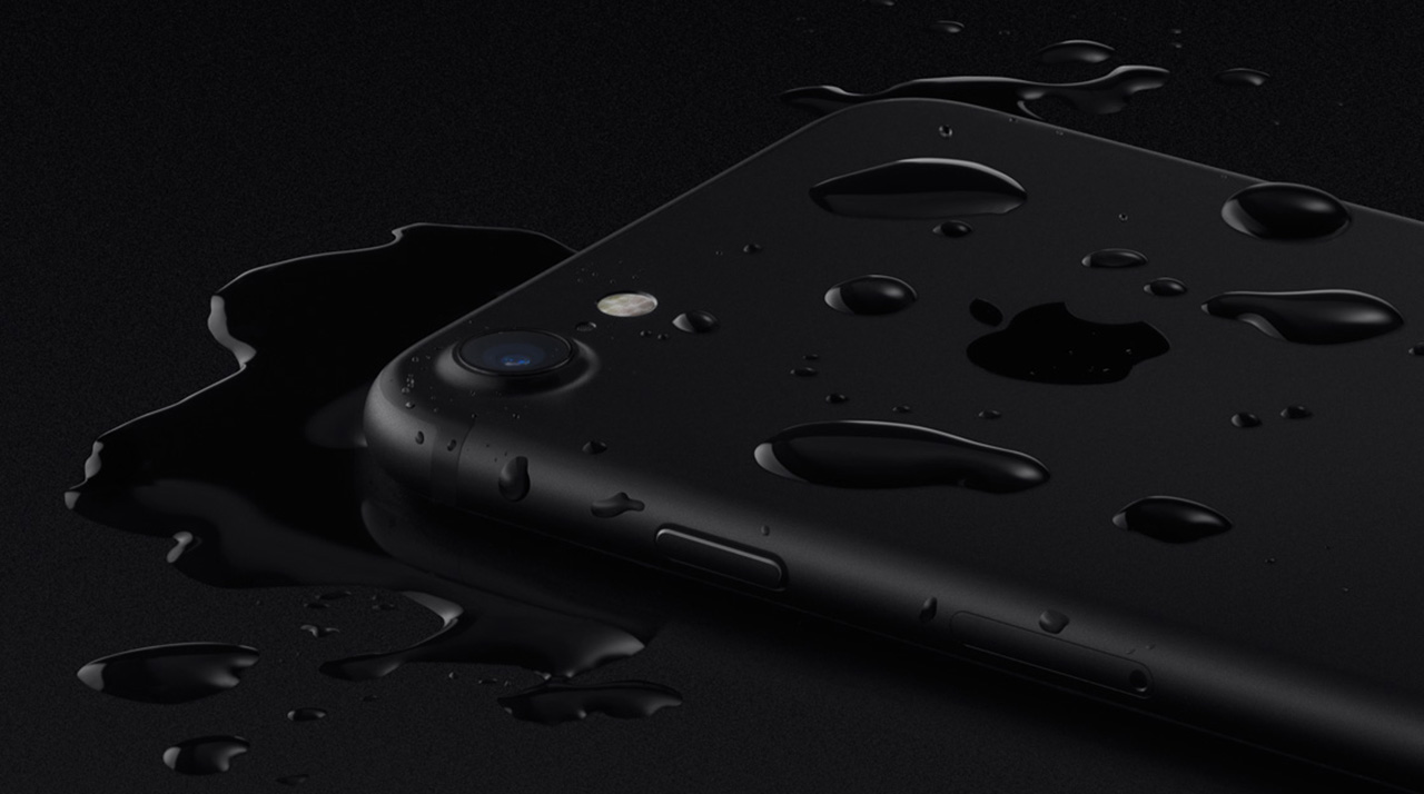 iphone 7 plus water dust resistant body